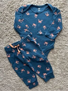 Amazon Essentials Baby Crab Print Bodysuit & Jogger Set 12M 2 Piece
